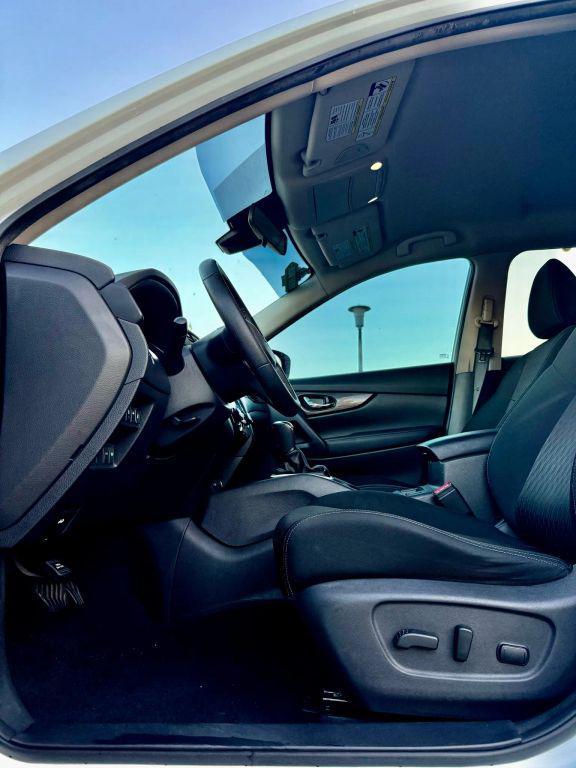 used 2020 Nissan Rogue car, priced at $10,999