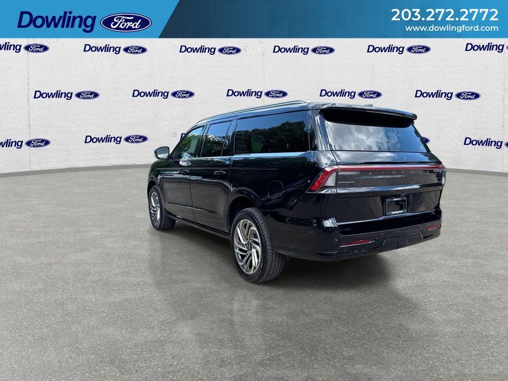used 2025 Lincoln Navigator L car, priced at $88,684