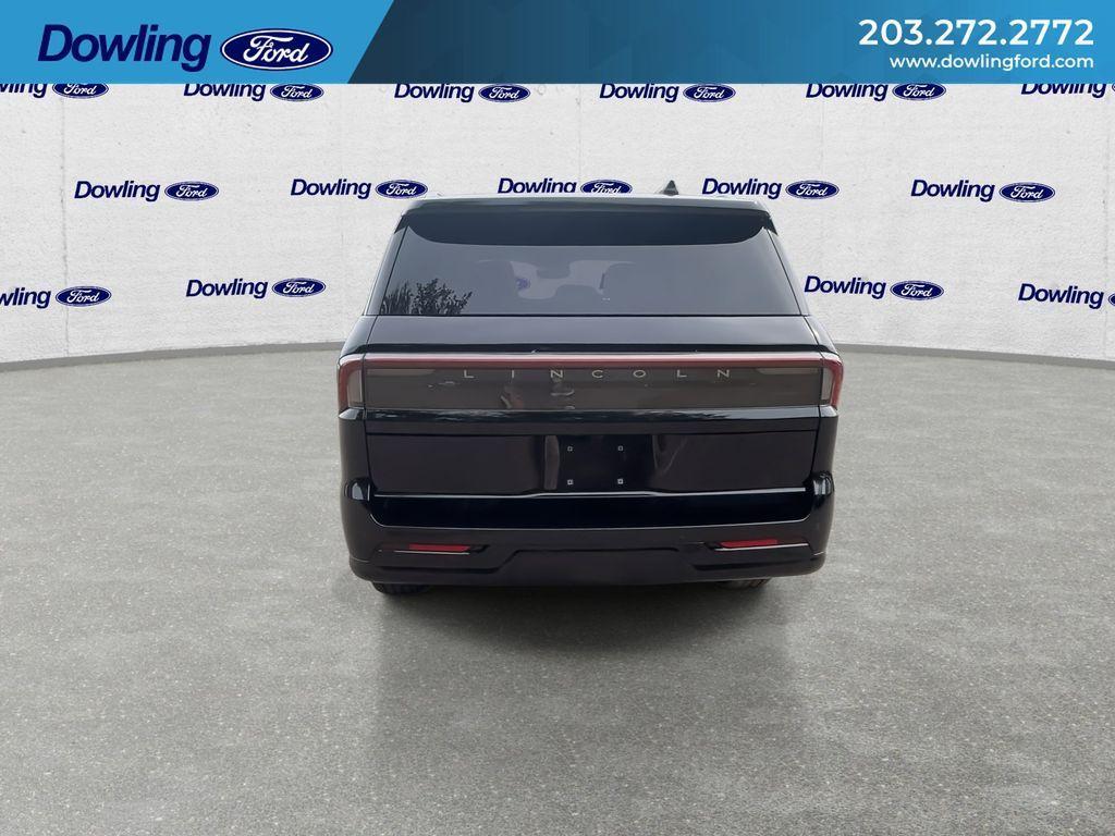 used 2025 Lincoln Navigator L car, priced at $89,684