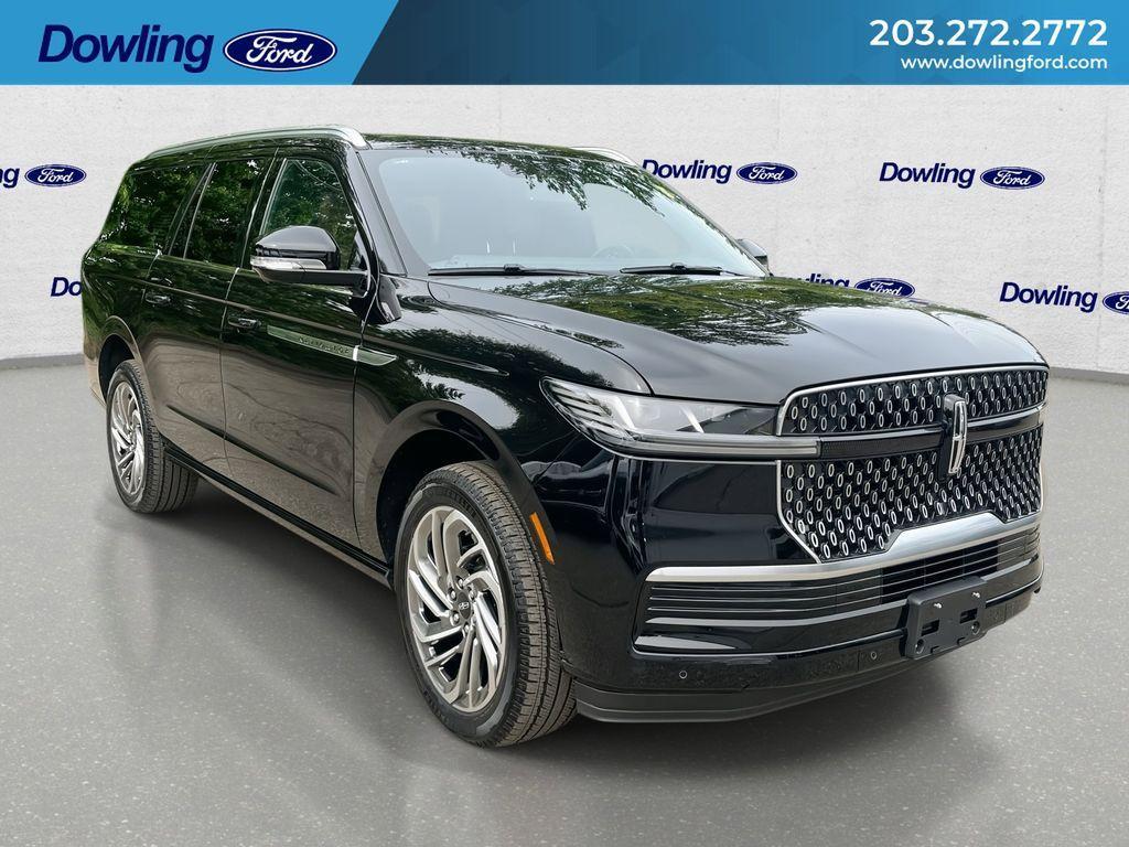 used 2025 Lincoln Navigator L car, priced at $89,684