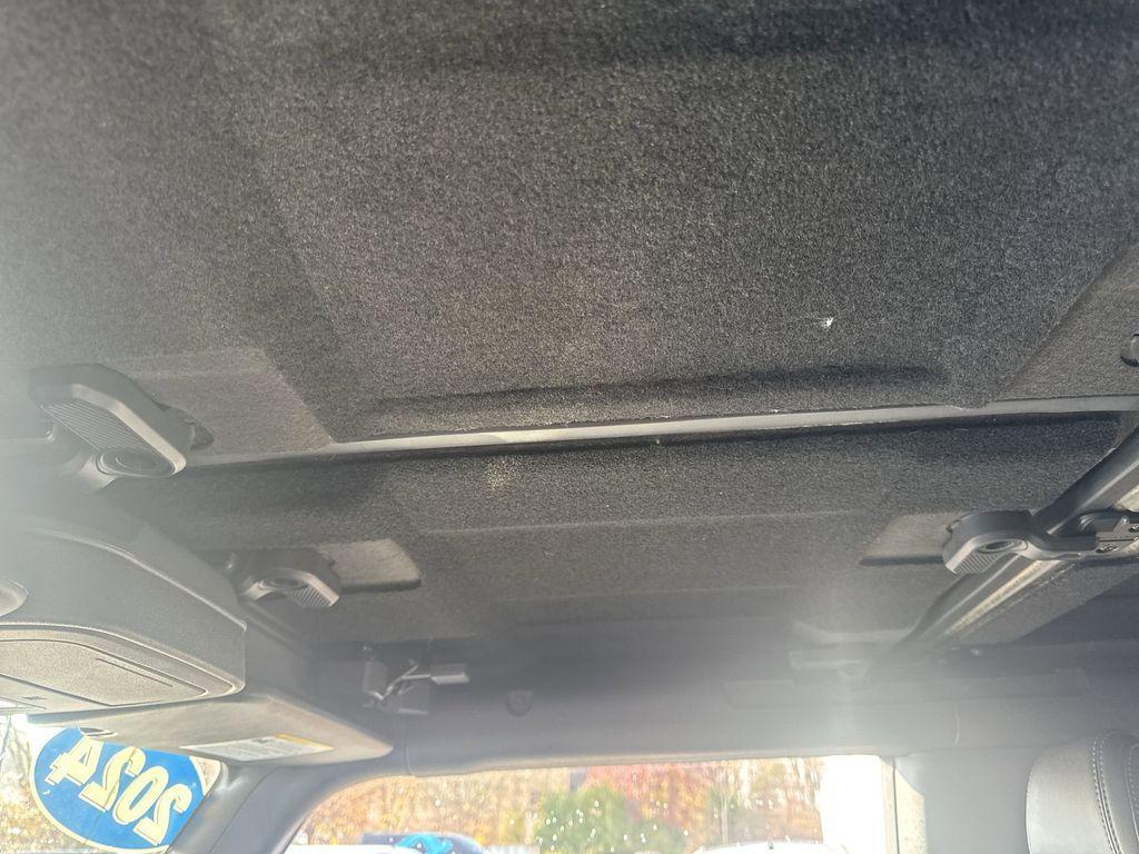 used 2024 Ford Bronco car, priced at $35,887