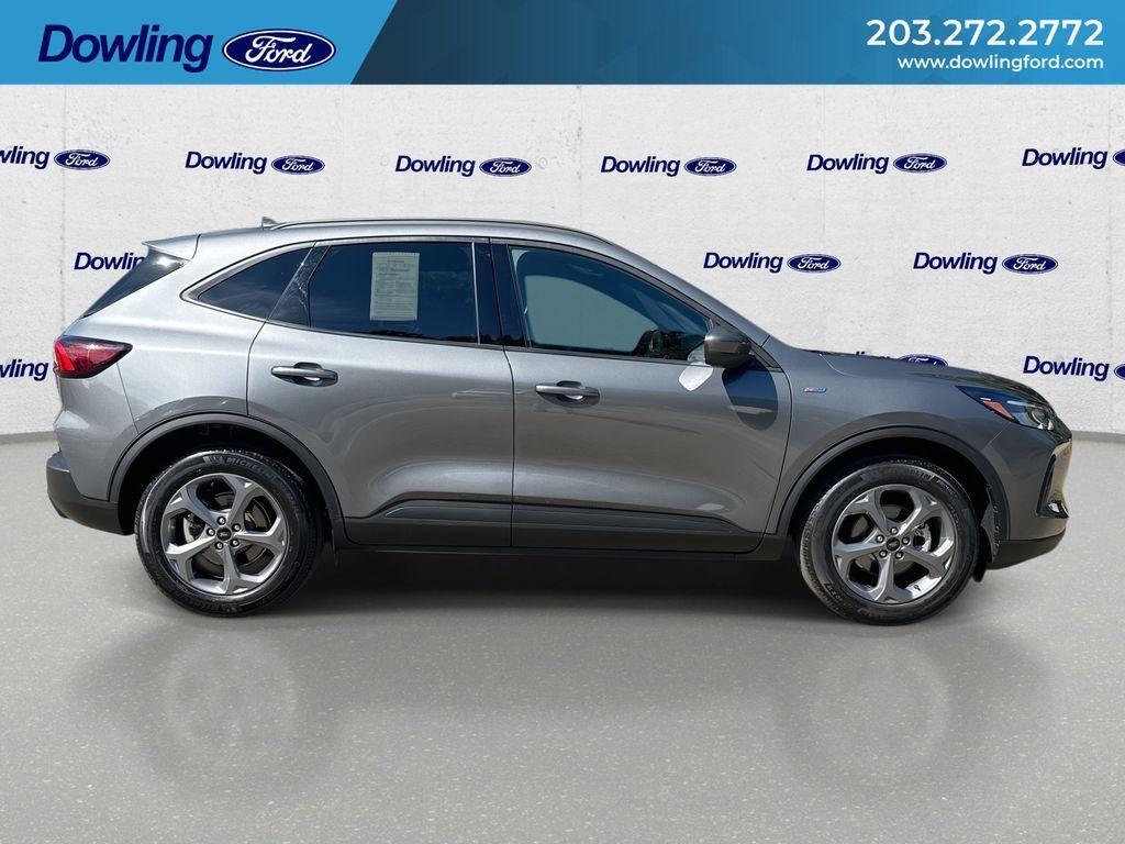 used 2025 Ford Escape car, priced at $25,684