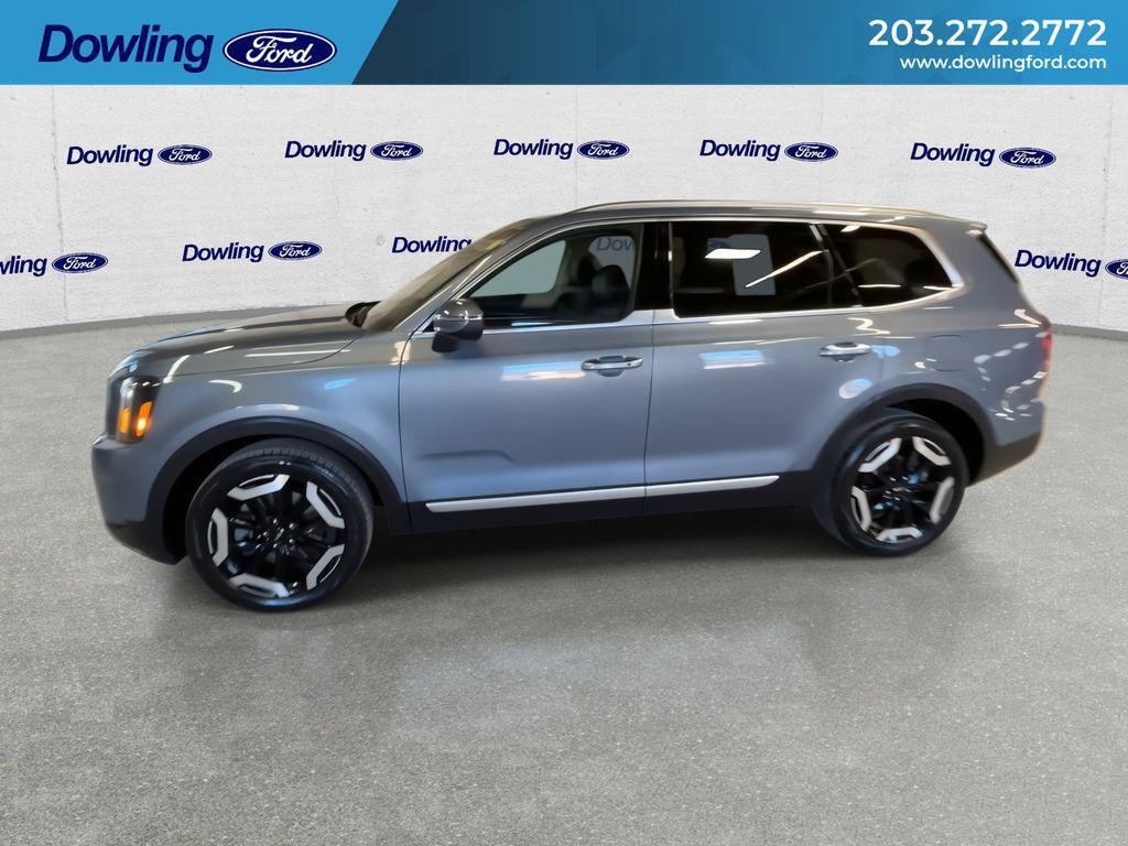 used 2024 Kia Telluride car, priced at $32,985