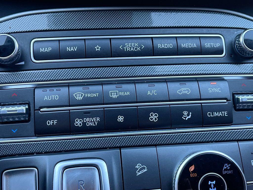 used 2022 Hyundai SANTA FE HEV car, priced at $24,975