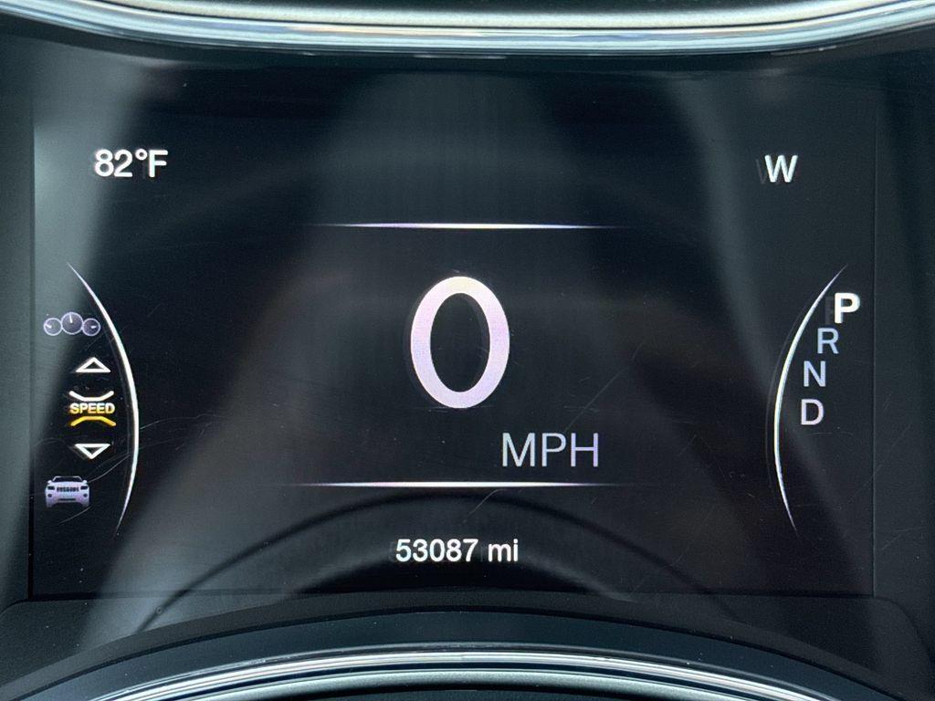 used 2021 Jeep Grand Cherokee car, priced at $25,684