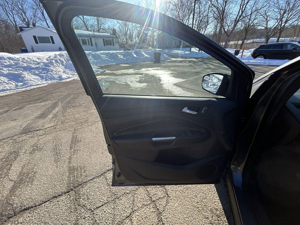 used 2016 Ford Escape car, priced at $7,485