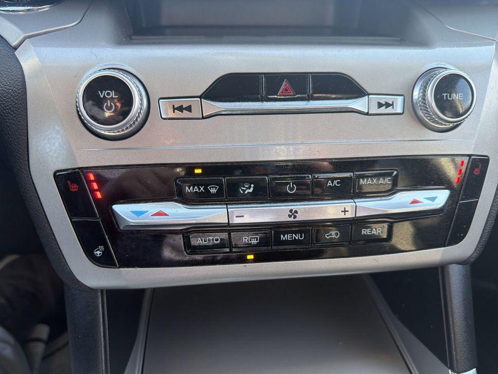 used 2022 Ford Explorer car, priced at $29,350