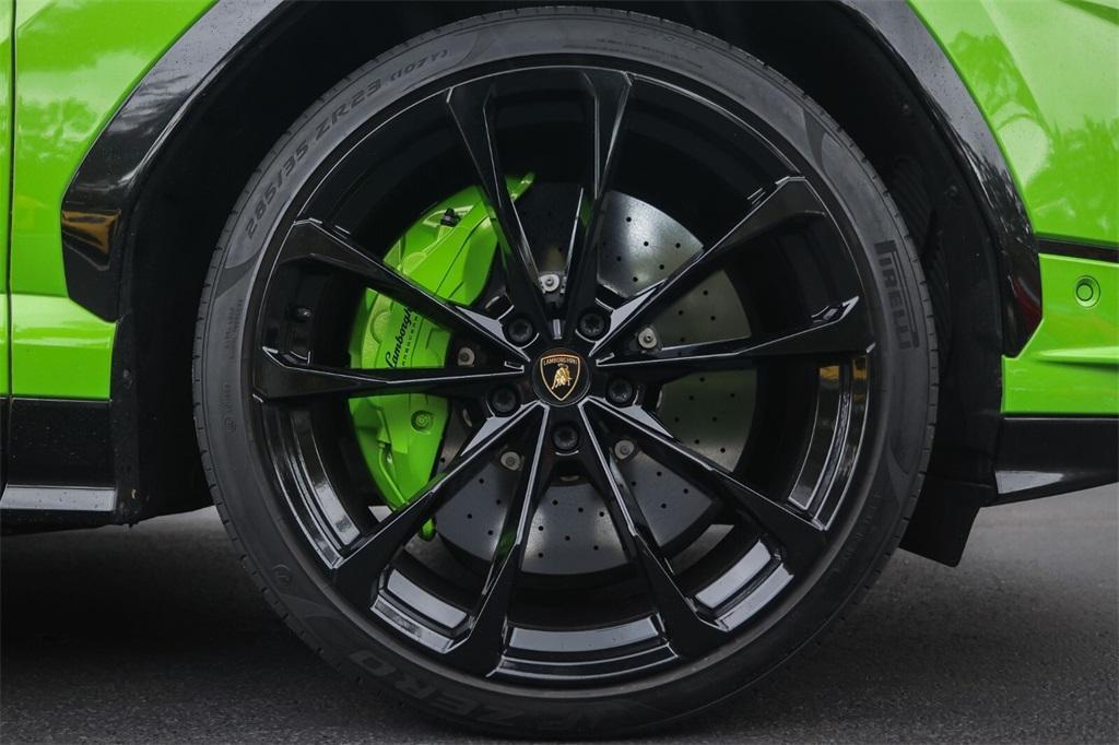 used 2024 Lamborghini Urus car, priced at $253,991