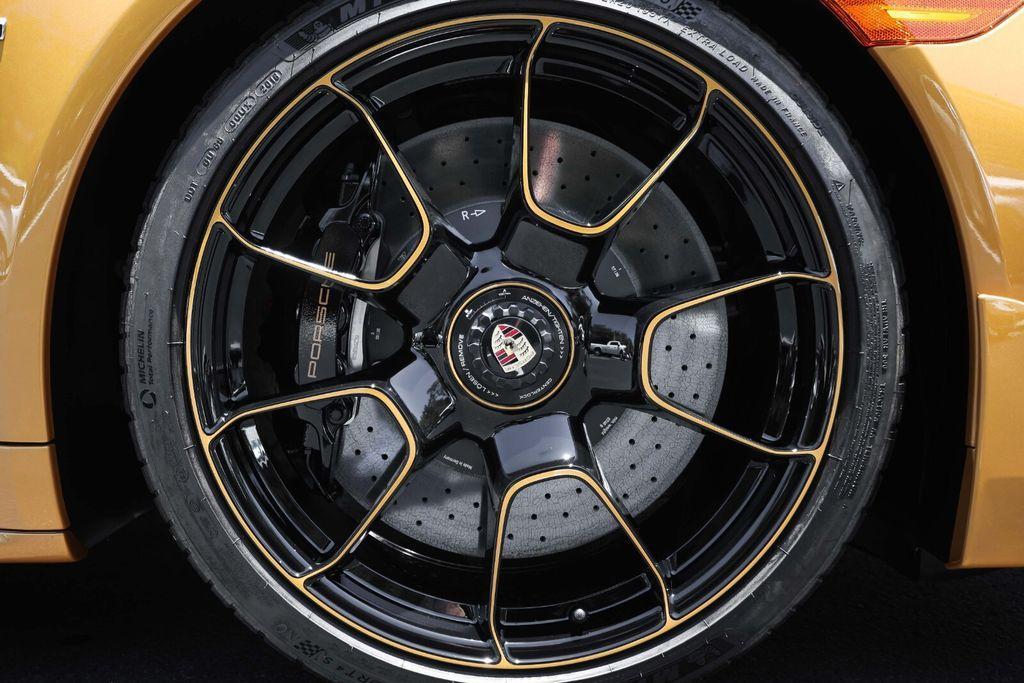 used 2018 Porsche 911 car