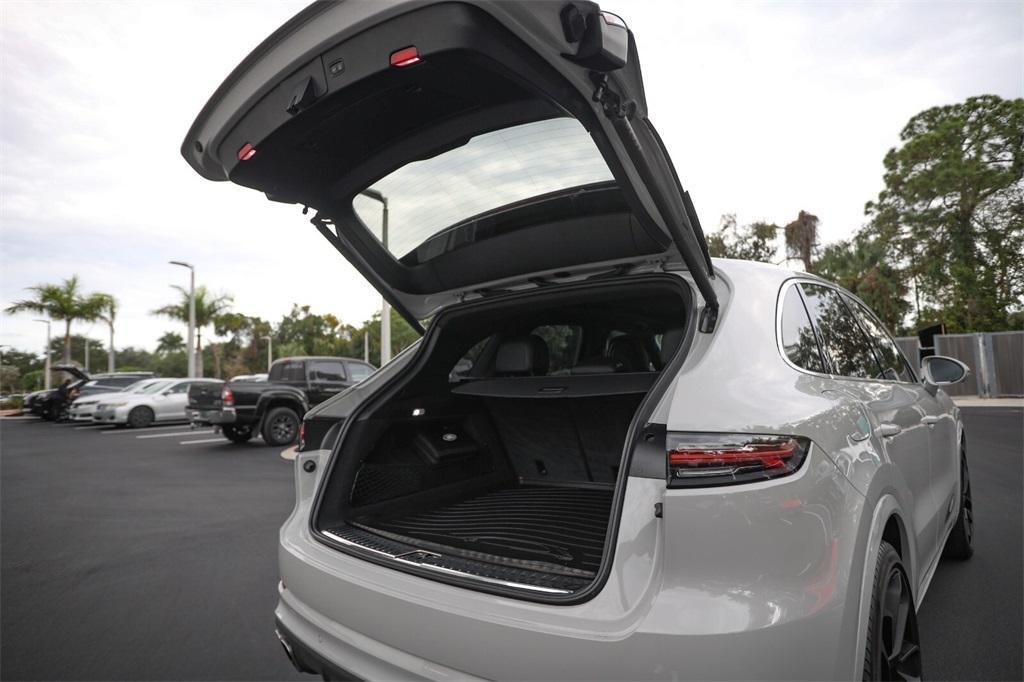 used 2022 Porsche Cayenne car, priced at $93,991