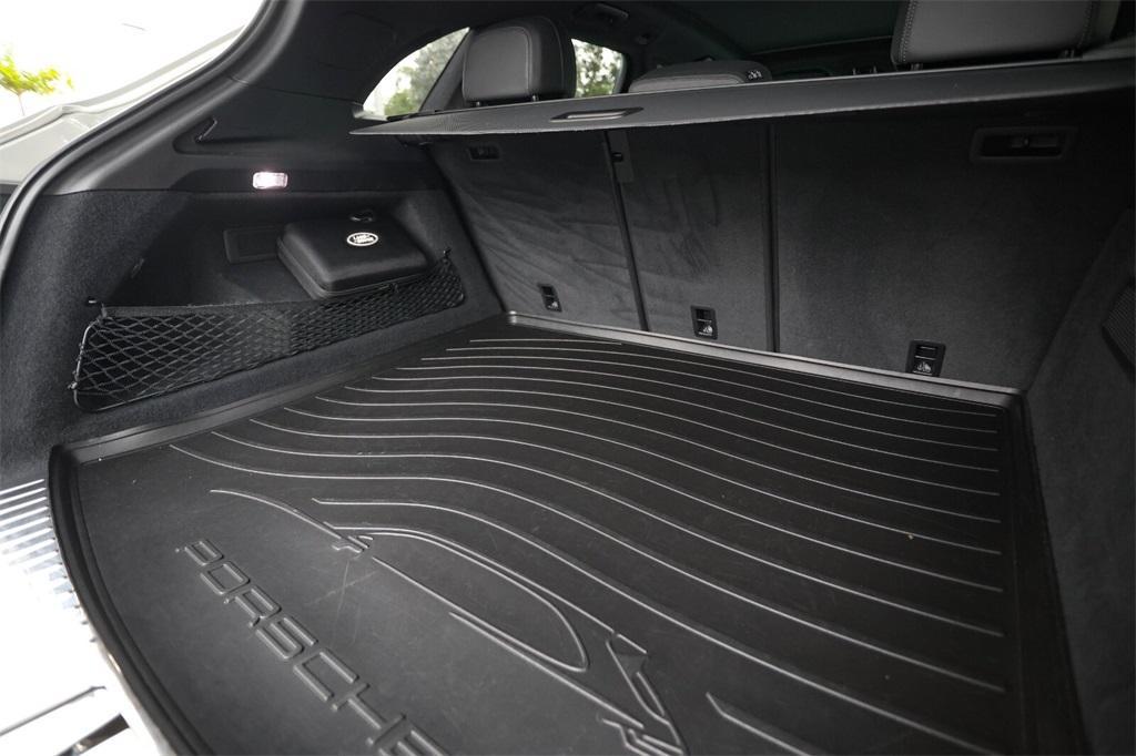 used 2022 Porsche Cayenne car, priced at $93,991