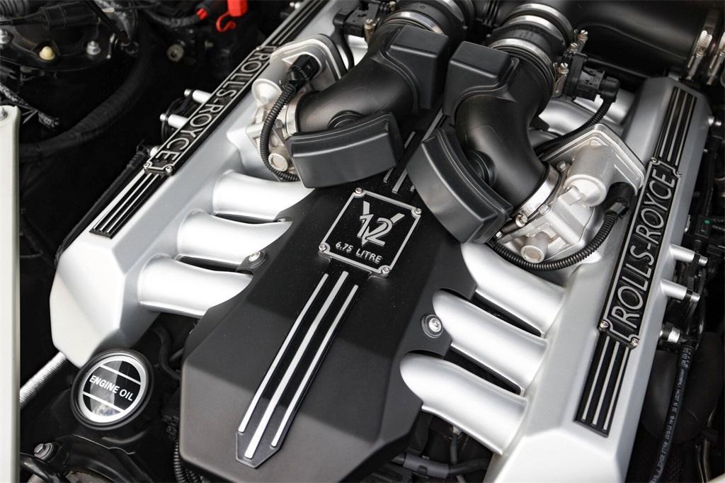 used 2010 Rolls-Royce Phantom Drophead Coupe car, priced at $227,991