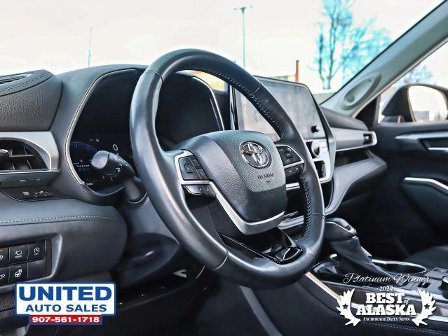 used 2023 Toyota Highlander car, priced at $45,995