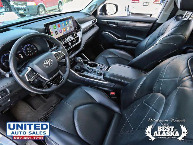 used 2023 Toyota Highlander car, priced at $45,995