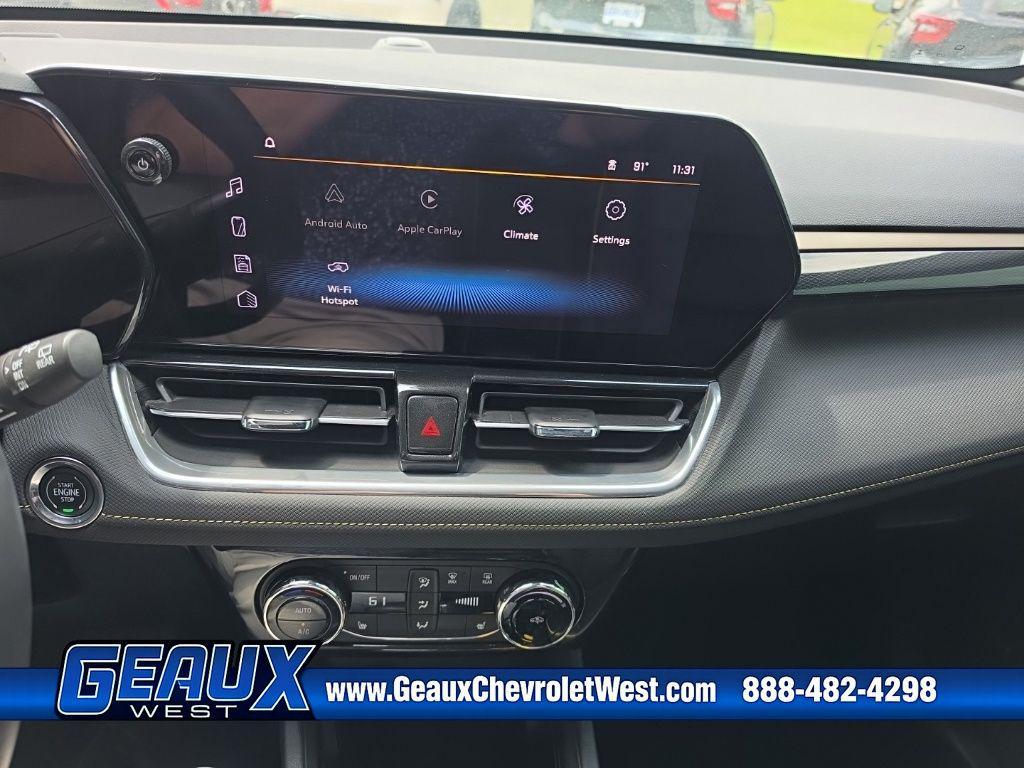 used 2025 Chevrolet TrailBlazer car, priced at $26,001