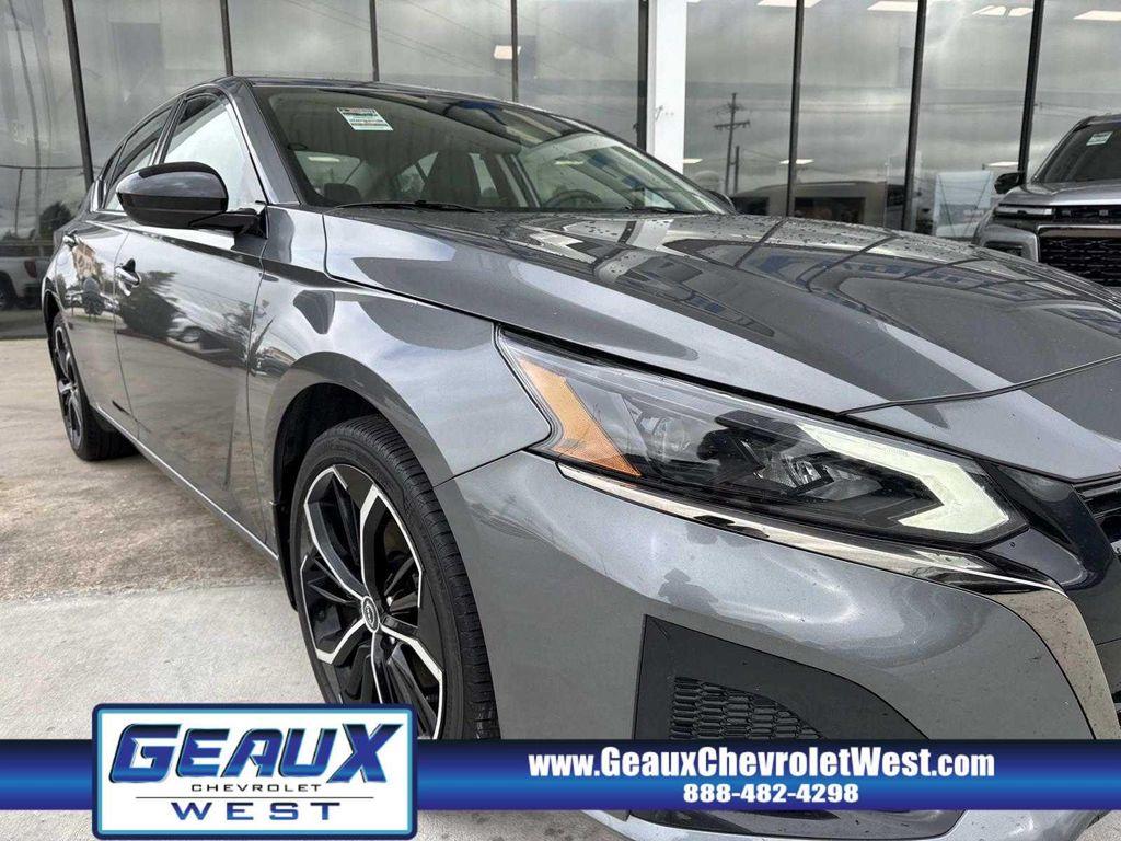 used 2025 Nissan Altima car, priced at $25,980