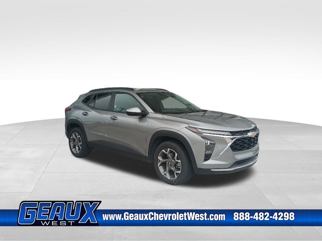 used 2025 Chevrolet Trax car, priced at $22,820