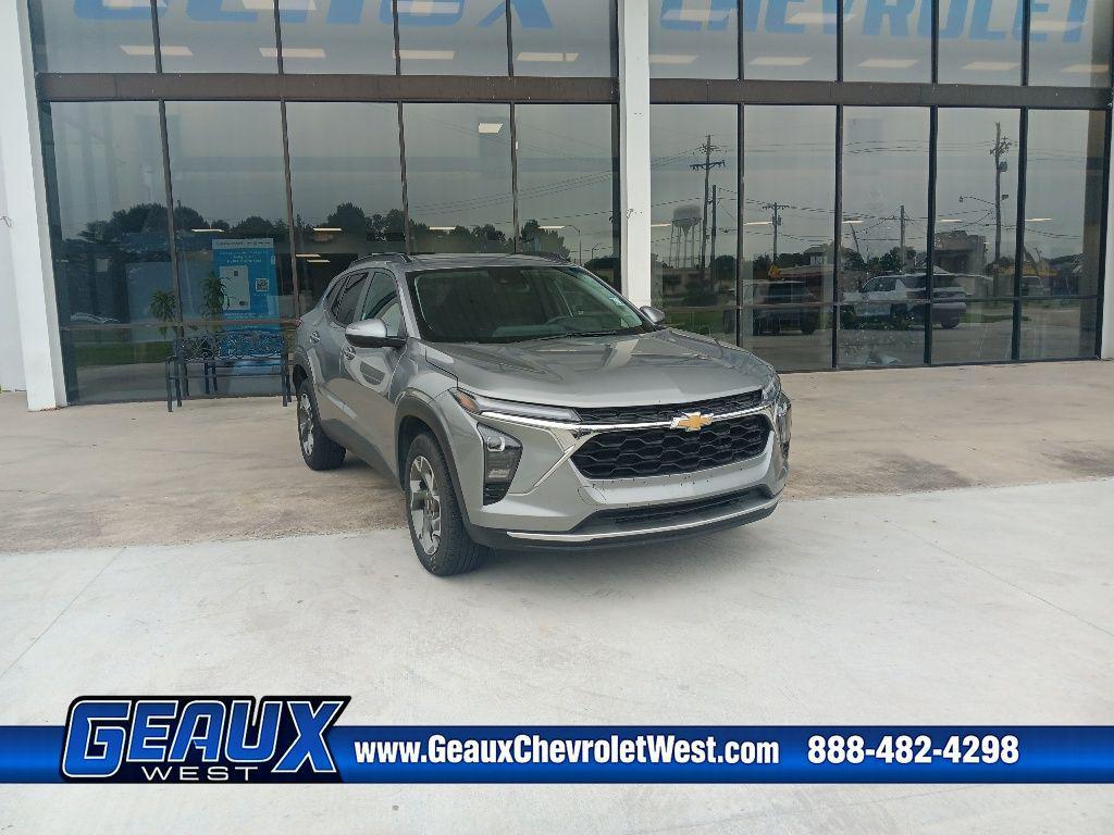 used 2025 Chevrolet Trax car, priced at $22,820