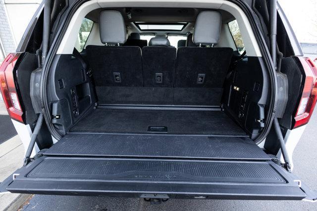 used 2025 Ford Expedition car, priced at $64,900