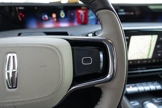used 2025 Lincoln Nautilus car, priced at $48,998