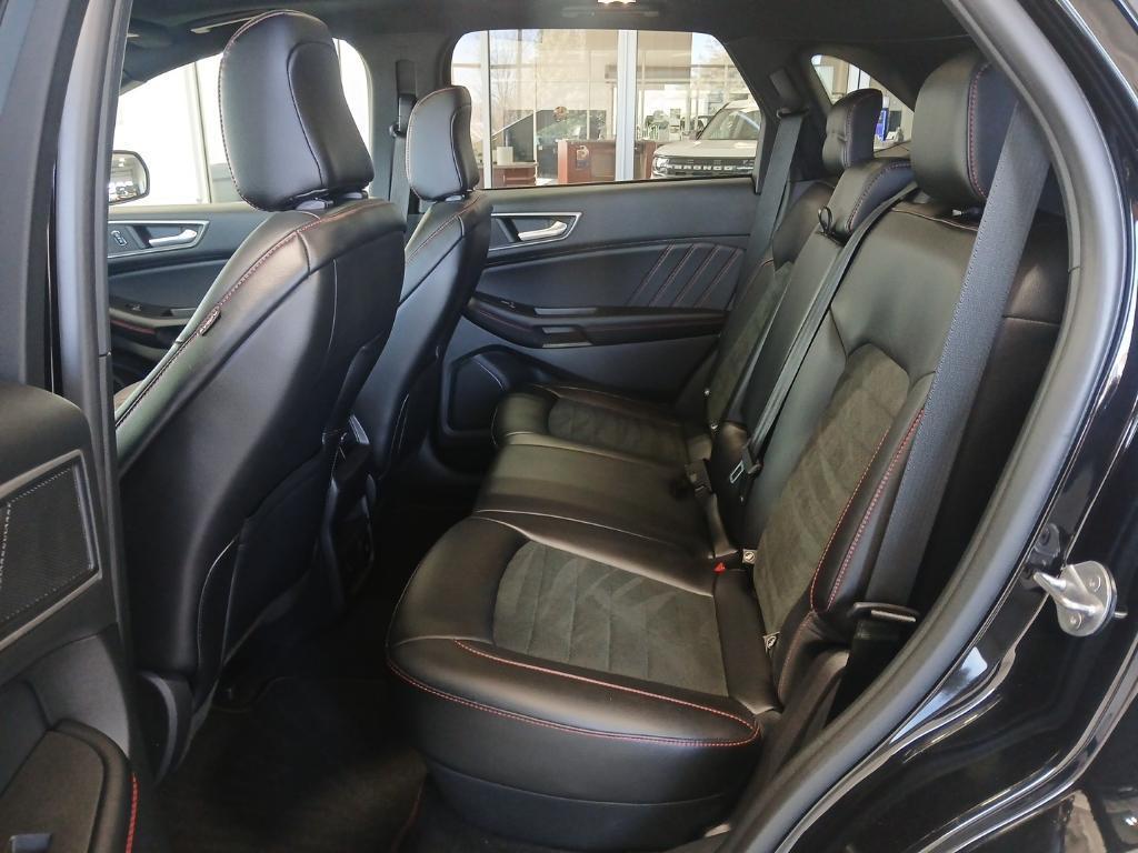 used 2023 Ford Edge car, priced at $32,994