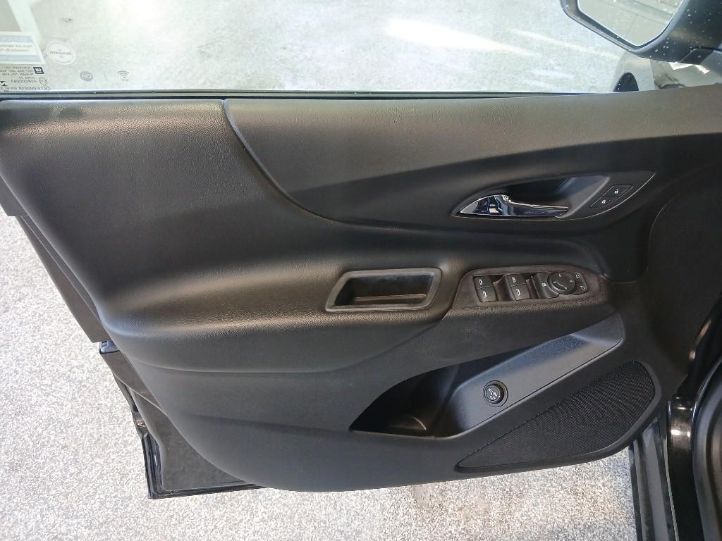 used 2020 Chevrolet Equinox car, priced at $13,990