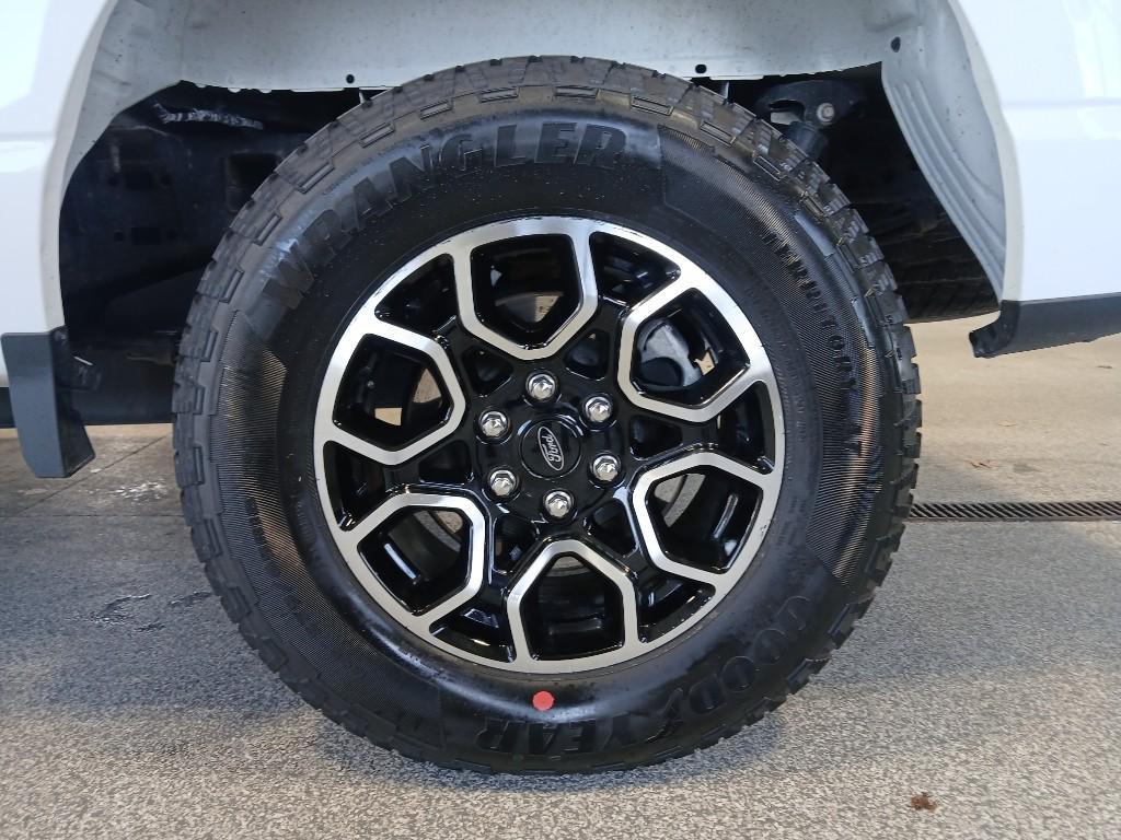 used 2021 Ford F-150 car, priced at $31,990