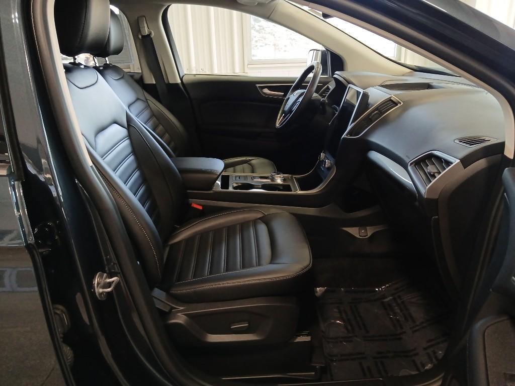used 2024 Ford Edge car, priced at $30,676