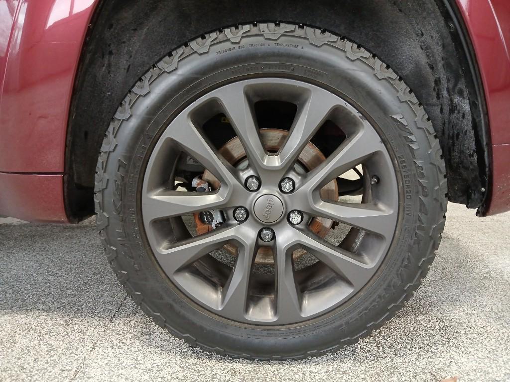 used 2018 Jeep Grand Cherokee car, priced at $18,990