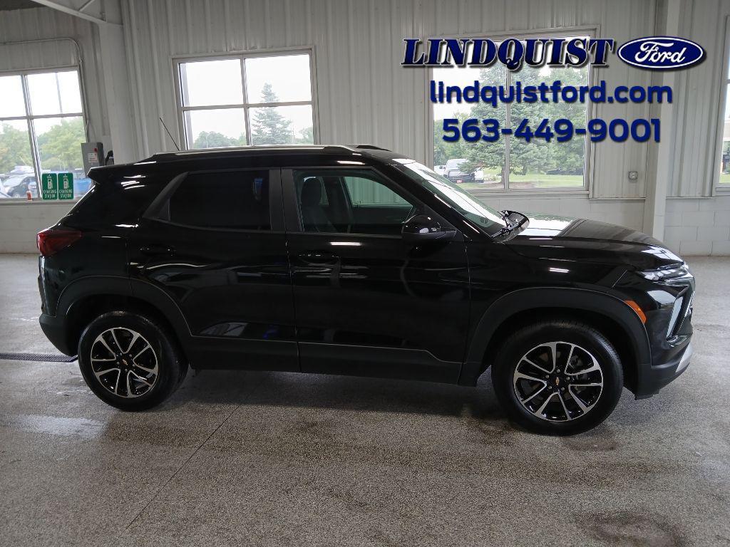 used 2025 Chevrolet TrailBlazer car, priced at $22,513