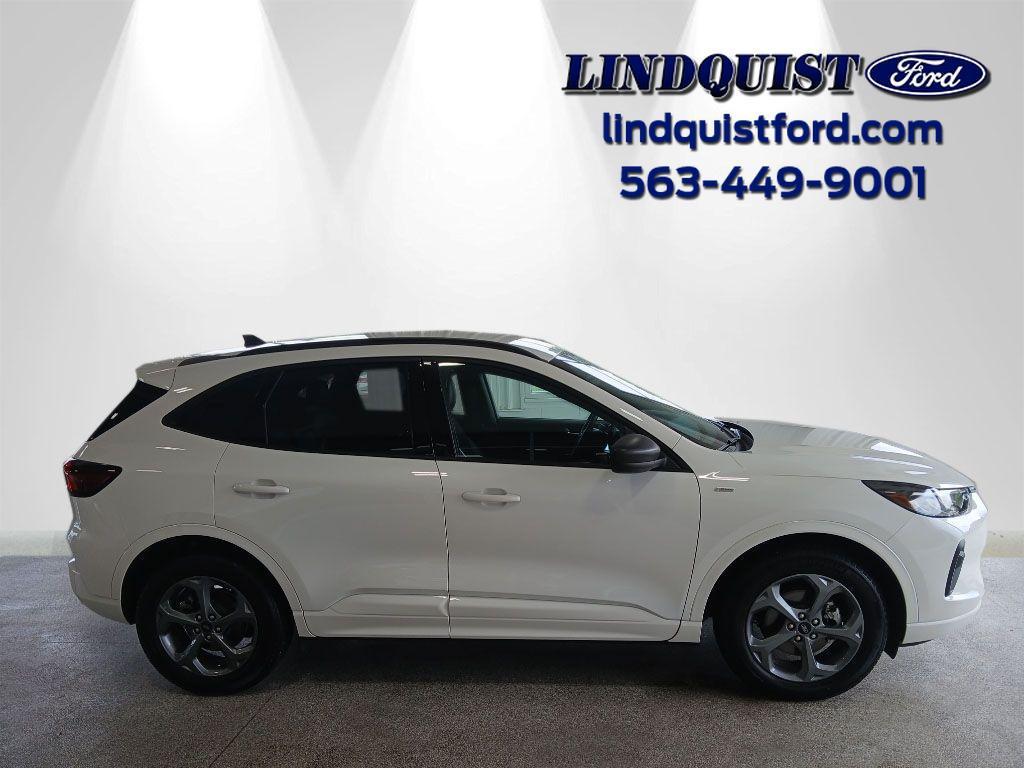 used 2023 Ford Escape car, priced at $27,112