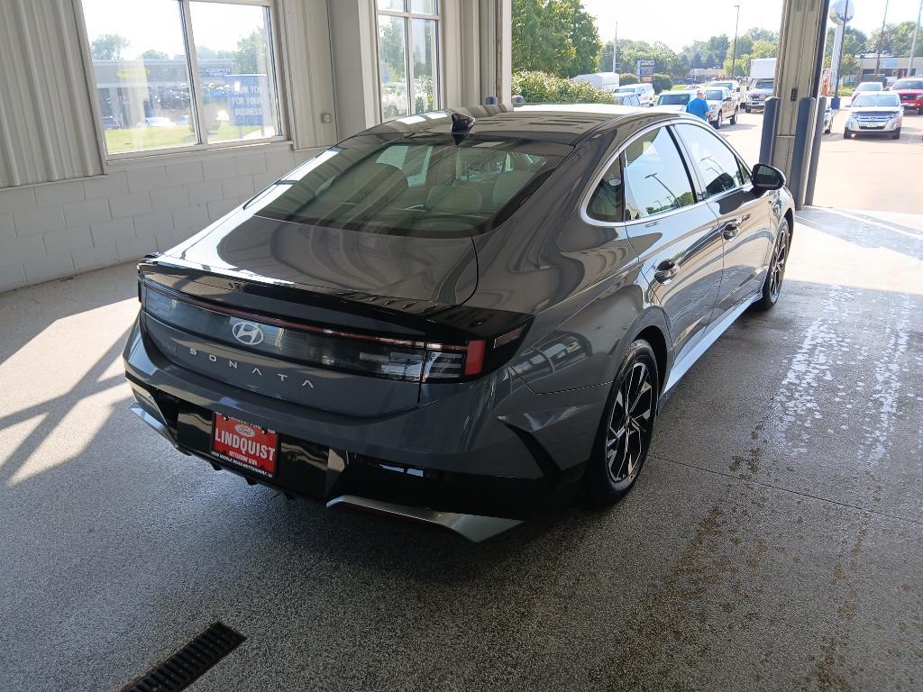 used 2024 Hyundai Sonata car, priced at $19,469