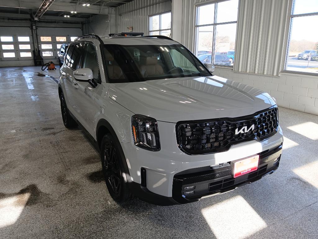 used 2024 Kia Telluride car, priced at $42,669