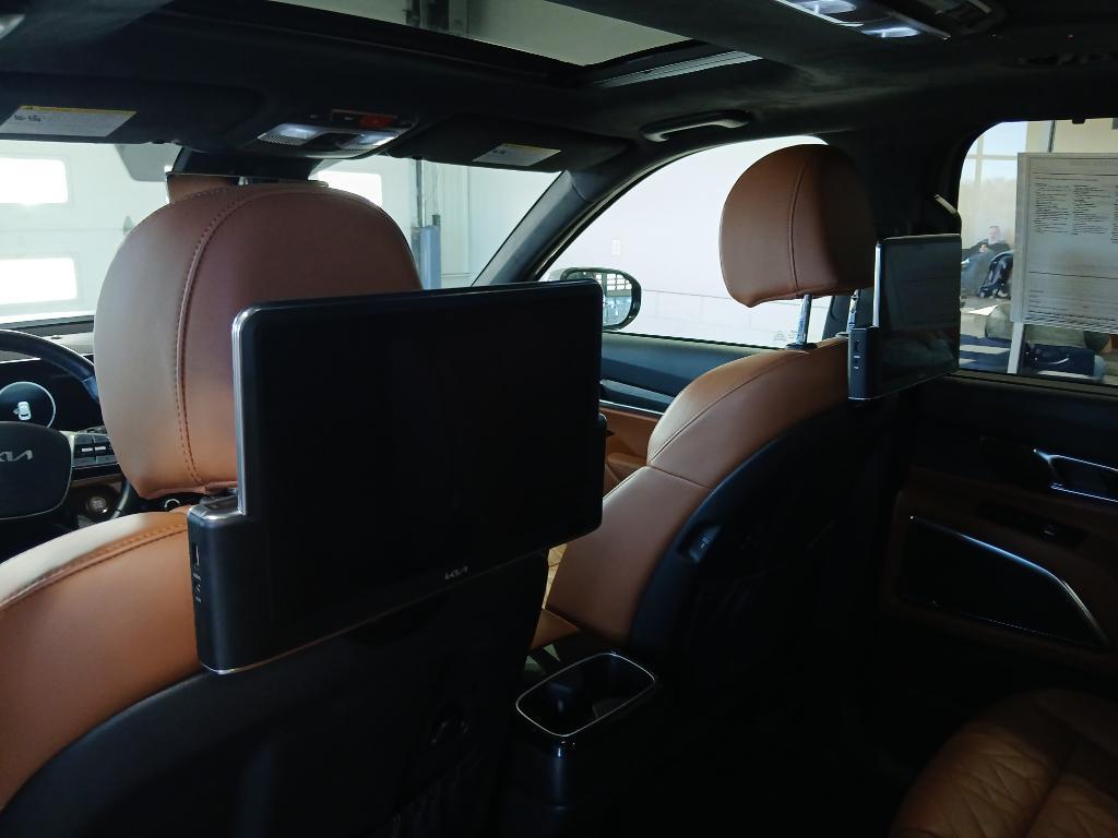 used 2024 Kia Telluride car, priced at $42,669