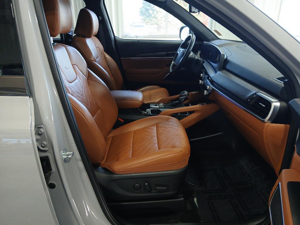 used 2024 Kia Telluride car, priced at $42,669