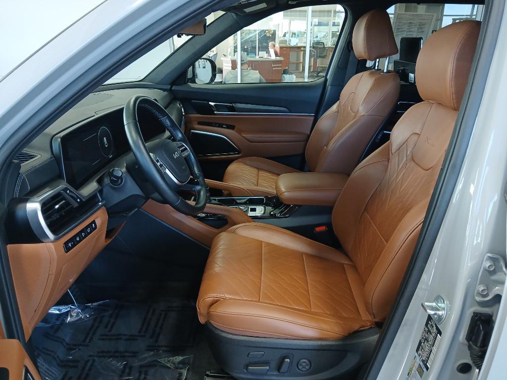 used 2024 Kia Telluride car, priced at $42,669