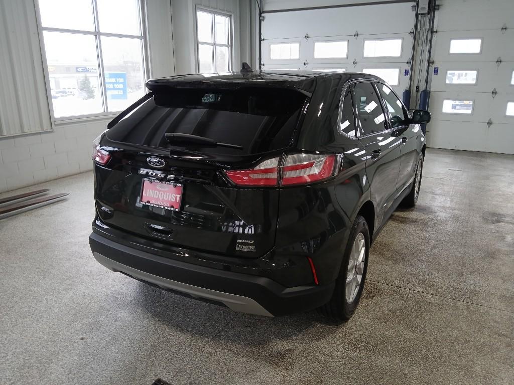 used 2024 Ford Edge car, priced at $29,161