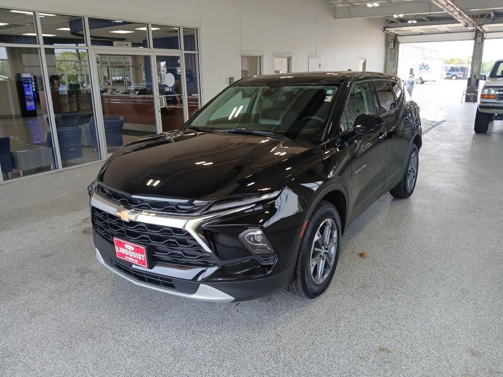 used 2025 Chevrolet Blazer car, priced at $29,969