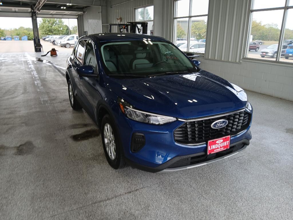 used 2023 Ford Escape car, priced at $22,769
