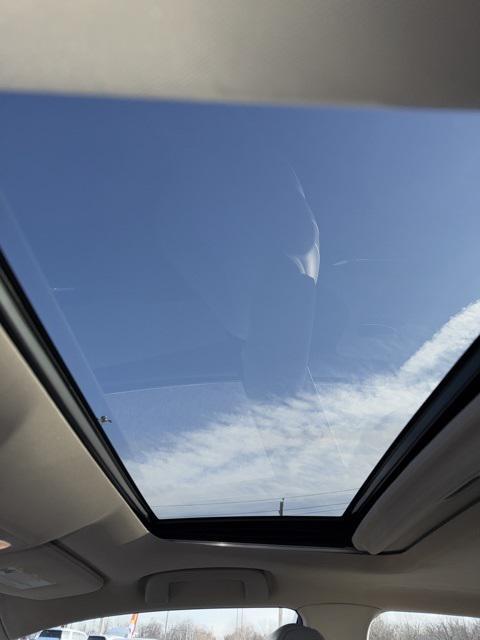 used 2018 Toyota Avalon Hybrid car, priced at $18,900