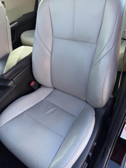 used 2018 Toyota Avalon Hybrid car, priced at $18,900