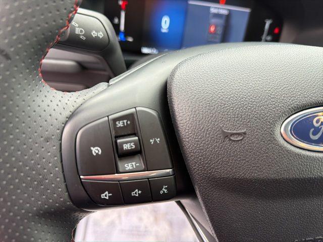 used 2025 Ford Escape car, priced at $22,900