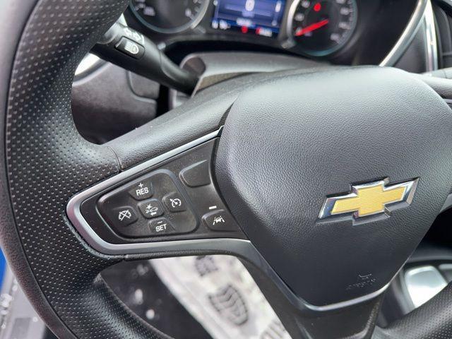 used 2022 Chevrolet Equinox car, priced at $15,600