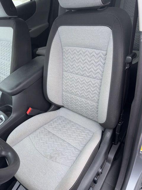 used 2023 Chevrolet Equinox car, priced at $22,900