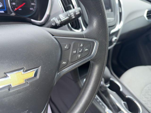 used 2023 Chevrolet Equinox car, priced at $22,900