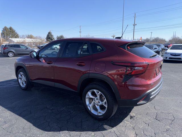 used 2024 Chevrolet Trax car, priced at $17,900