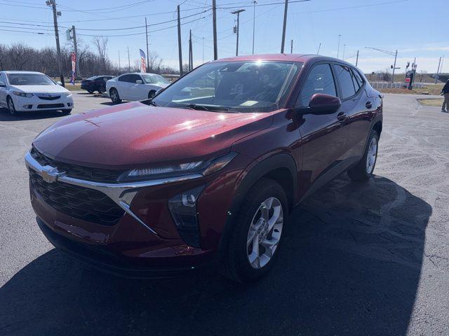 used 2024 Chevrolet Trax car, priced at $17,900