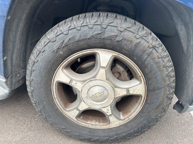 used 2004 Chevrolet TrailBlazer car, priced at $6,000