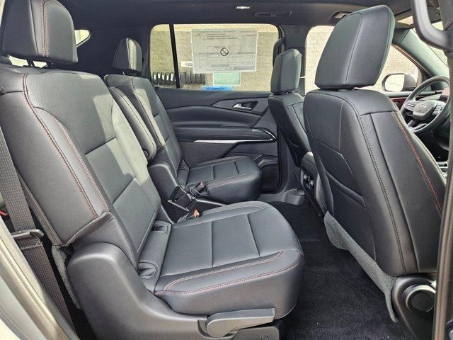 new 2026 Chevrolet Traverse car, priced at $50,610