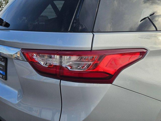 used 2021 Chevrolet Traverse car, priced at $13,000